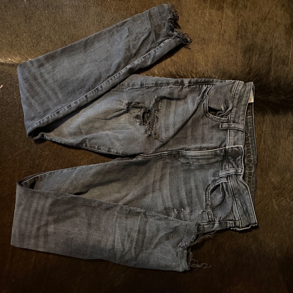 American Eagle skinny jeans - Picture 2 of 3